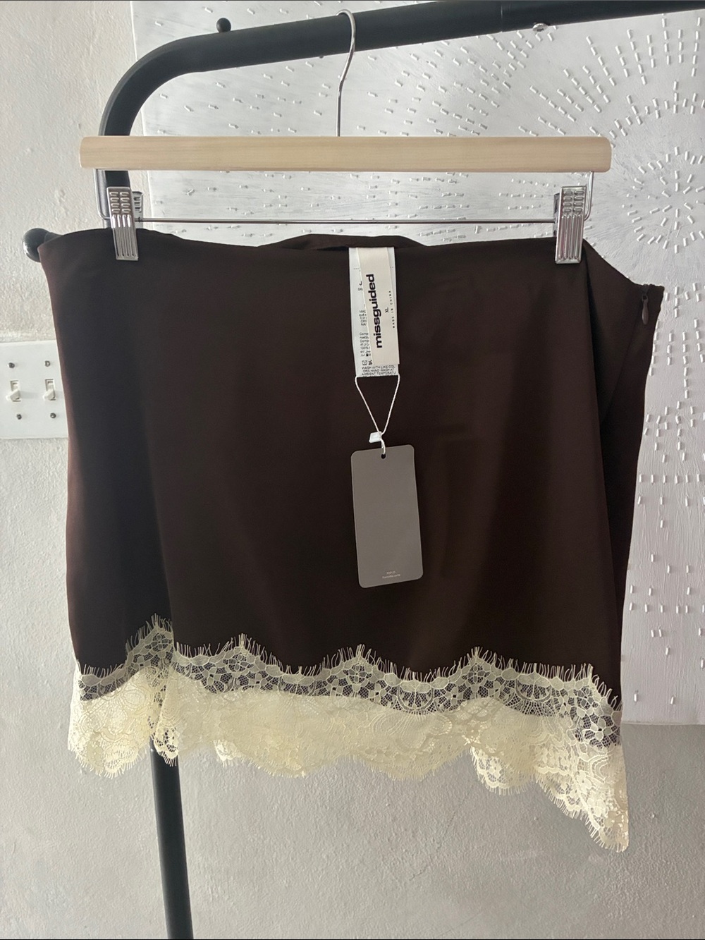 Missguided + Brown Mini Skirt with Cream Lace Trim